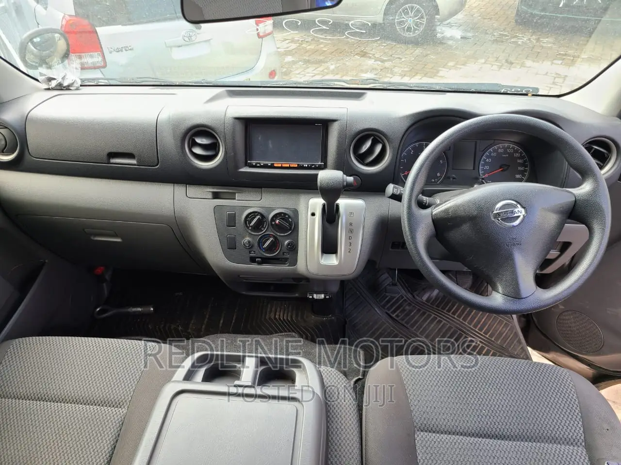 Nissan Caravan (Urvan) 2016 Grey