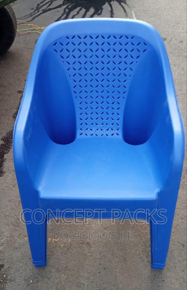 Dark Blue Skypremium Chair - main view