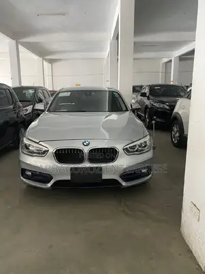 BMW 120i 2016 Gray