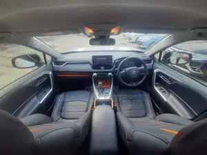 Toyota RAV4 2019 White