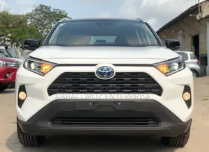 Toyota Fortuner 2.8 D RWD 2017 White