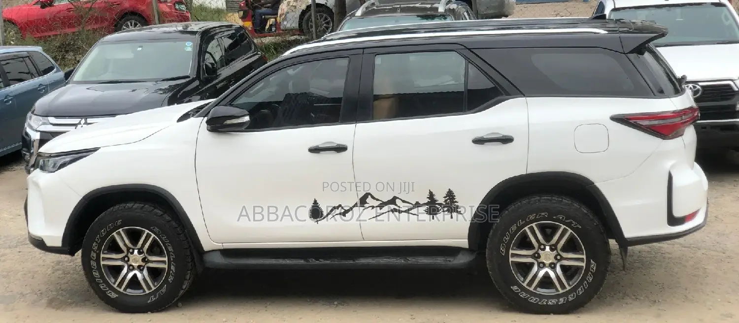 Toyota Fortuner 2.8 D RWD 2017 White