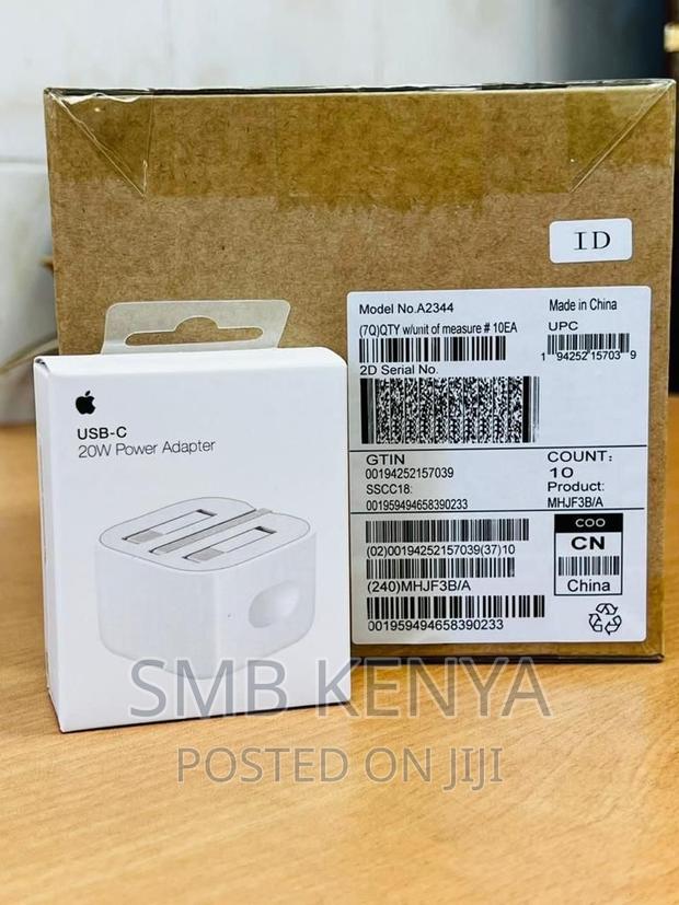 Apple 20W Power Adapter for iPhone 11,12,13,14 - thumbnail 3
