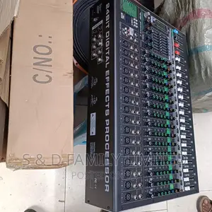 Soundcraft BE 16 Channels Plain Mixer