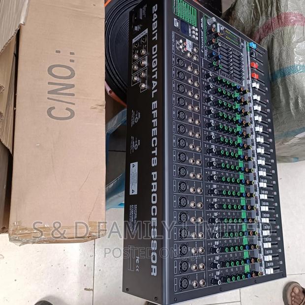 Soundcraft BE 16 Channels Plain Mixer - thumbnail 2