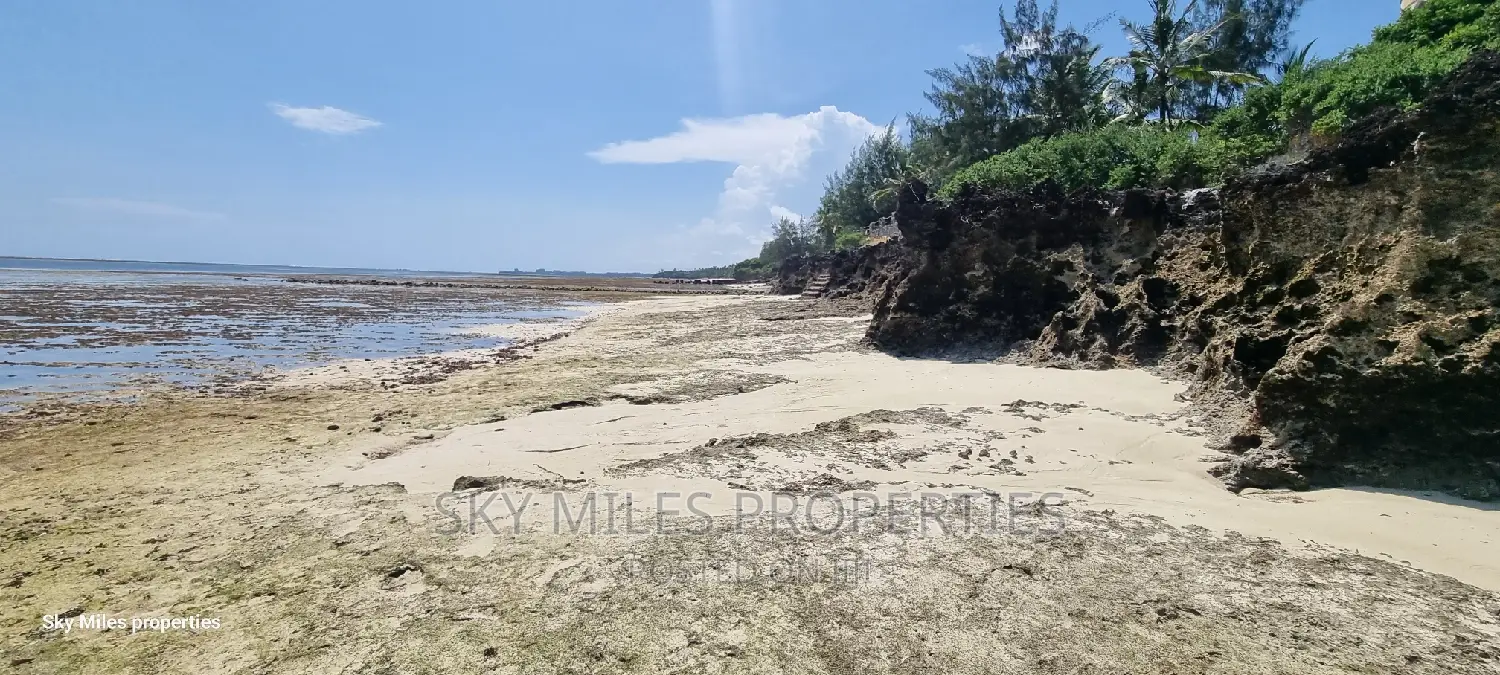Serena,2.5 Acre Beach Plot on Sale