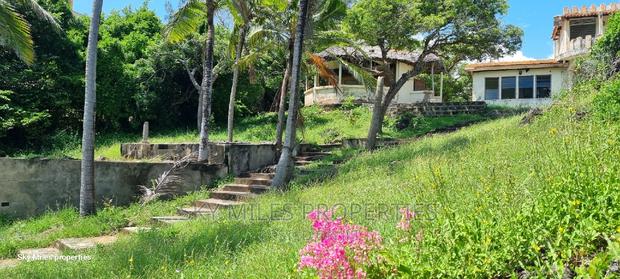 Serena,2.5 Acre Beach Plot on Sale - thumbnail 4