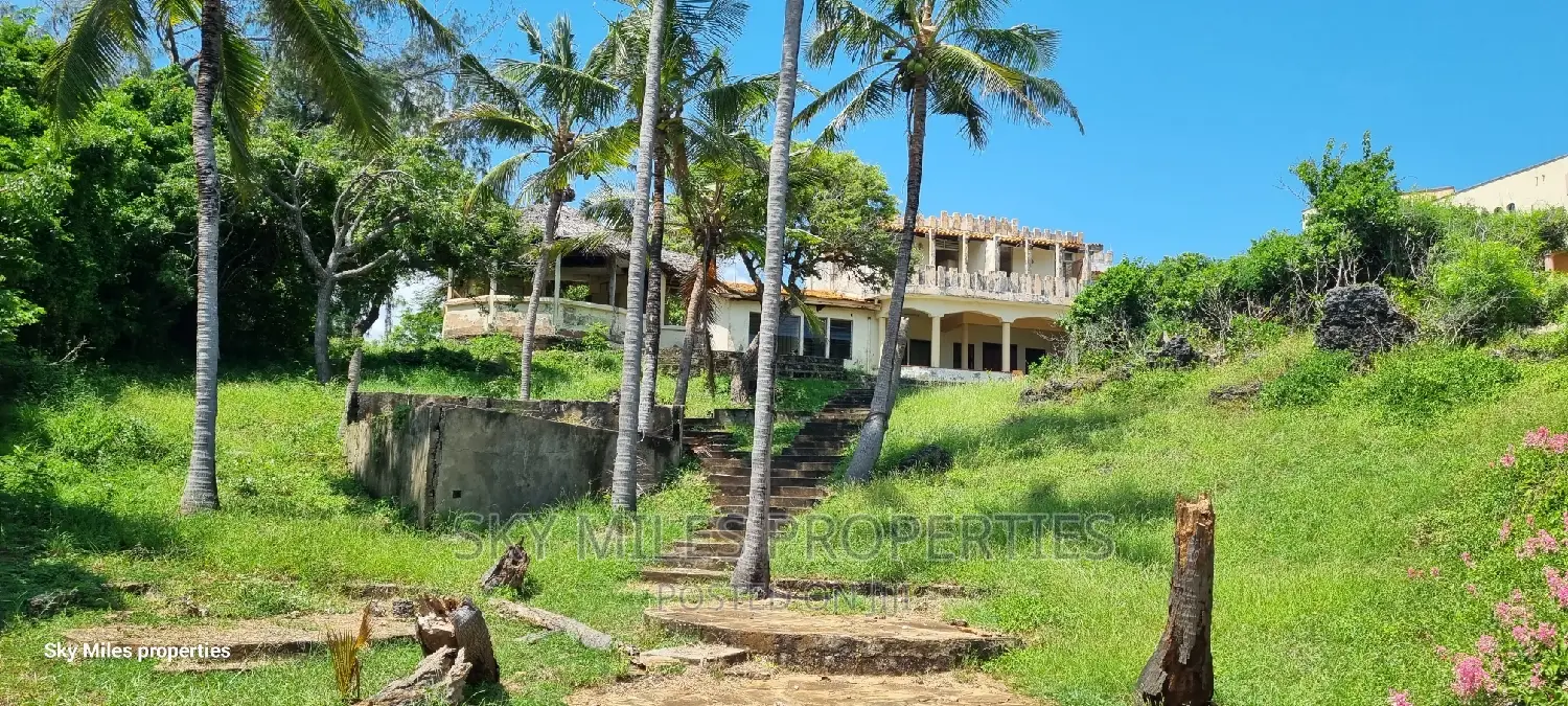 Serena,2.5 Acre Beach Plot on Sale