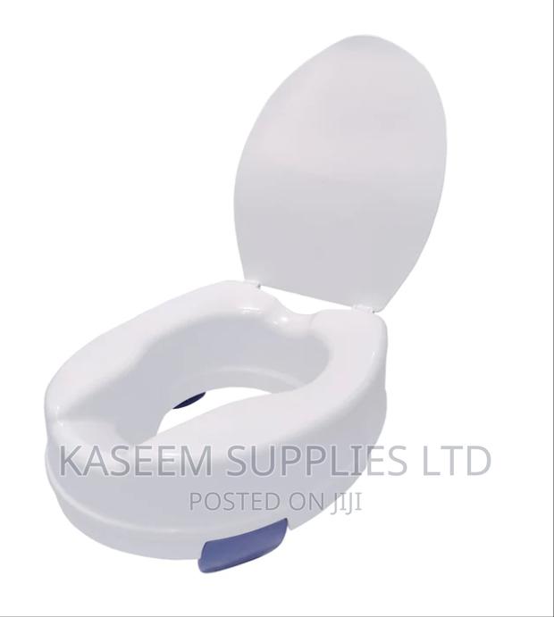 Flamingo Classic Elevated Commode Seat With Lid 4" - main view