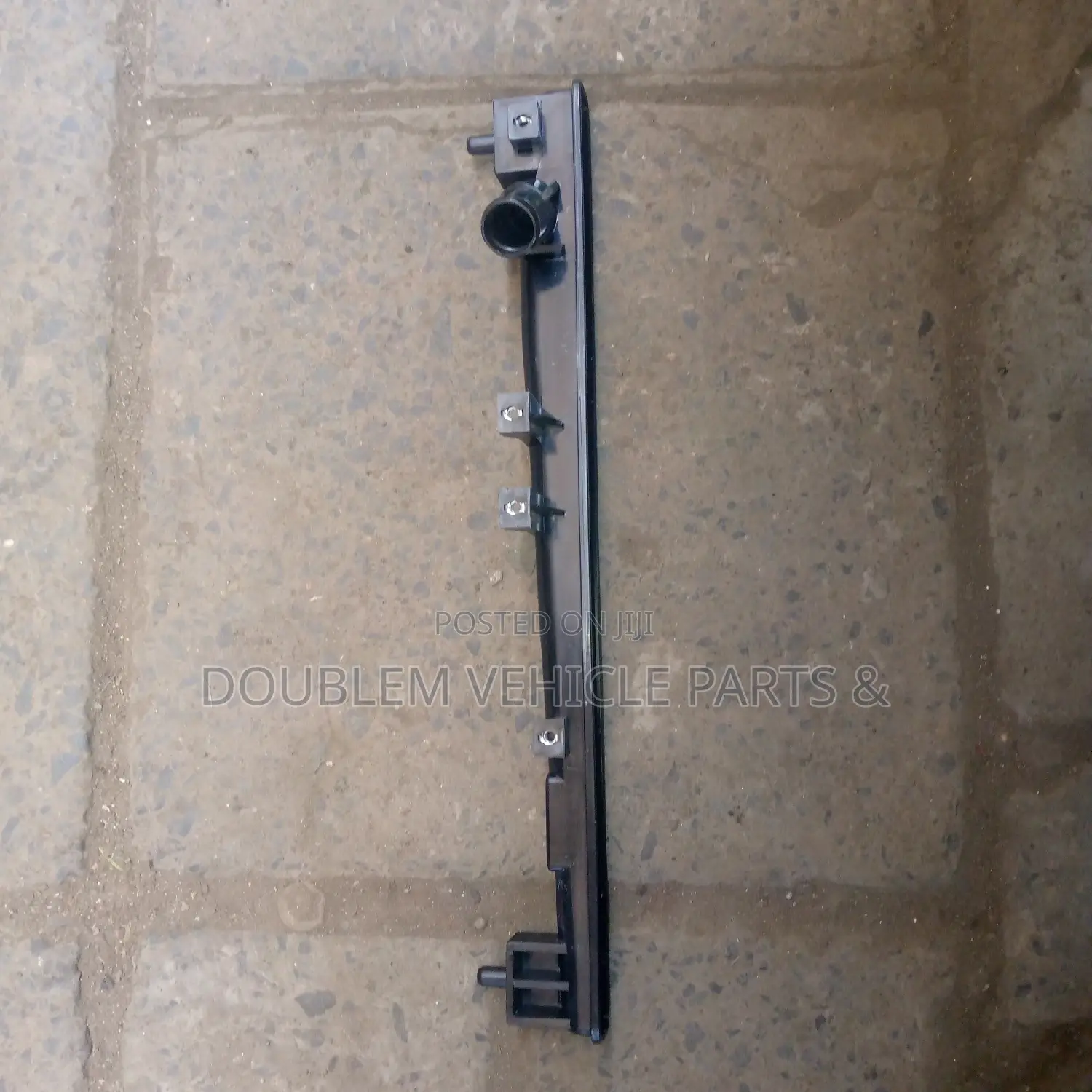 Radiator Cover Down/Chini Probox 2005/Old Model Automatic