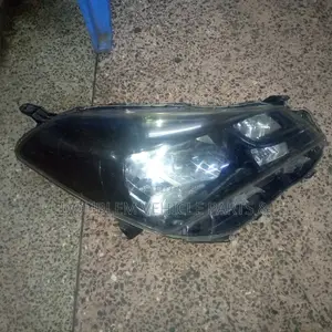 Headlamp Toyota Vitz 2017/New Model Non Xenon Black Shade269