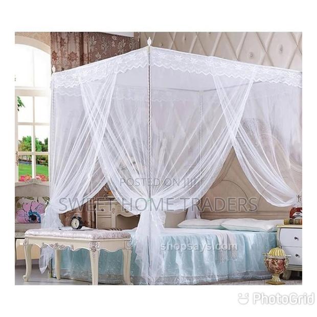 Mosquito Net With Metallic 4 PCS Stands - main view