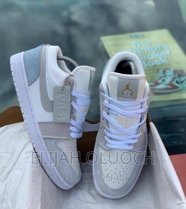 Air Jordan - thumbnail 2