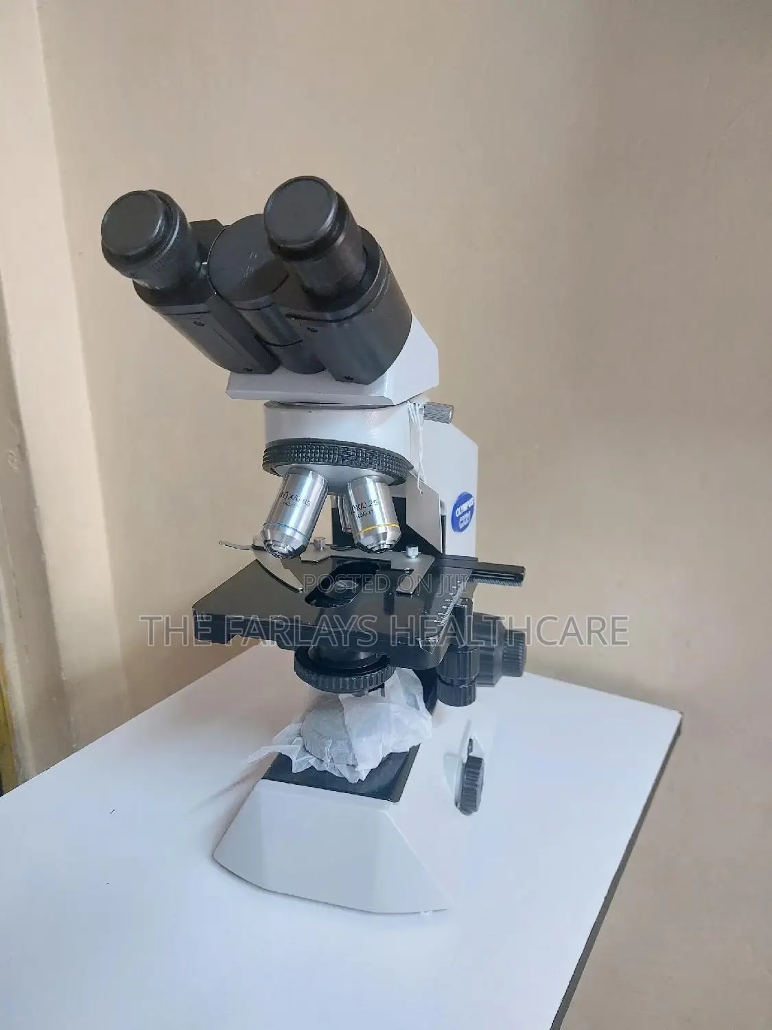 Olympus Microscope CX21 ,.