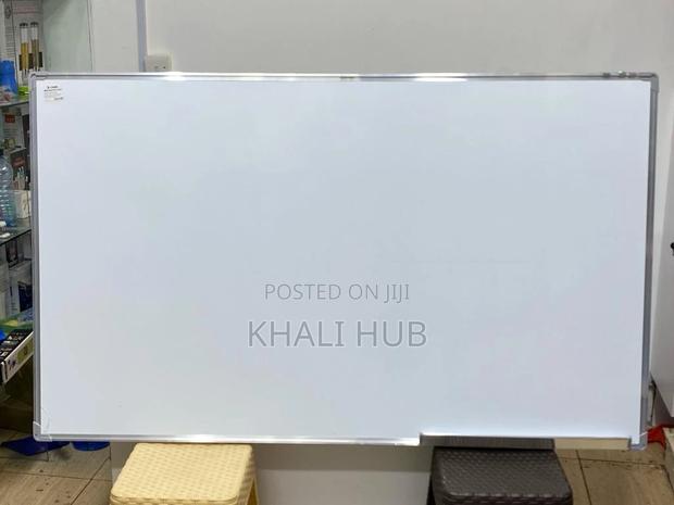 Whiteboard Whiteboard «1.5mx0.9m Whiteboard»Whiteboard - main view