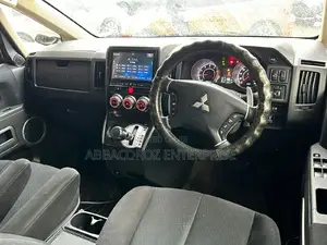 Mitsubishi Delica 2016 Black