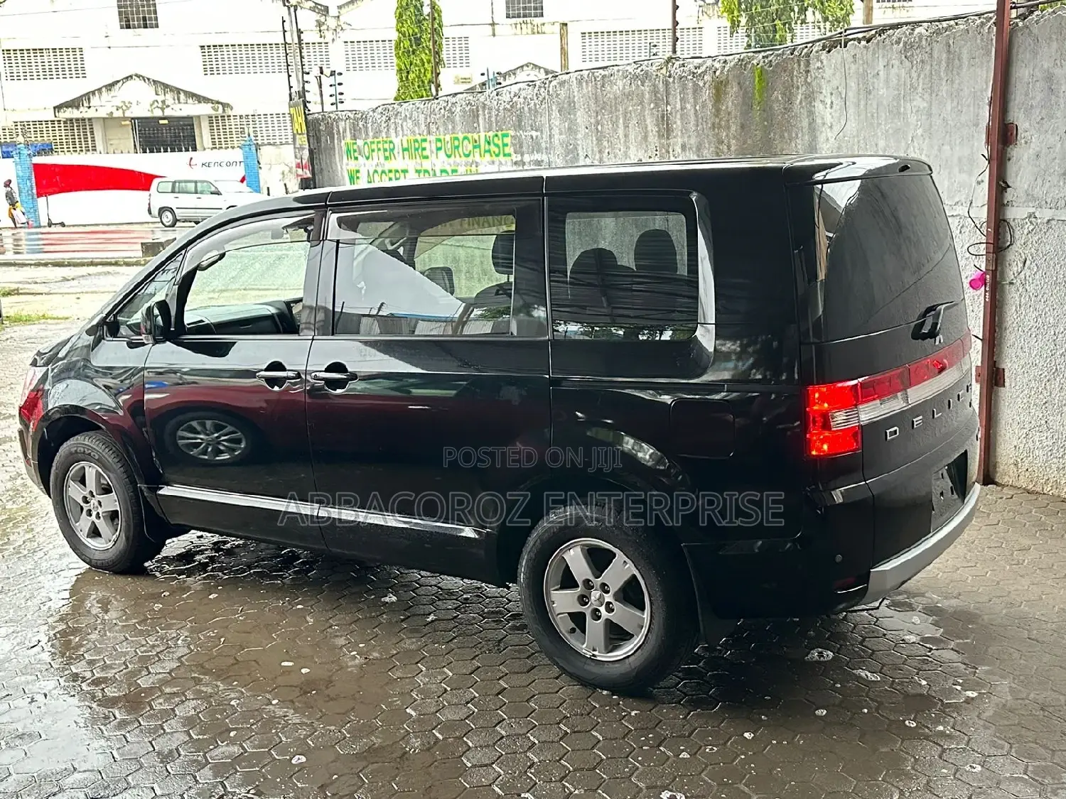 Mitsubishi Delica 2016 Black