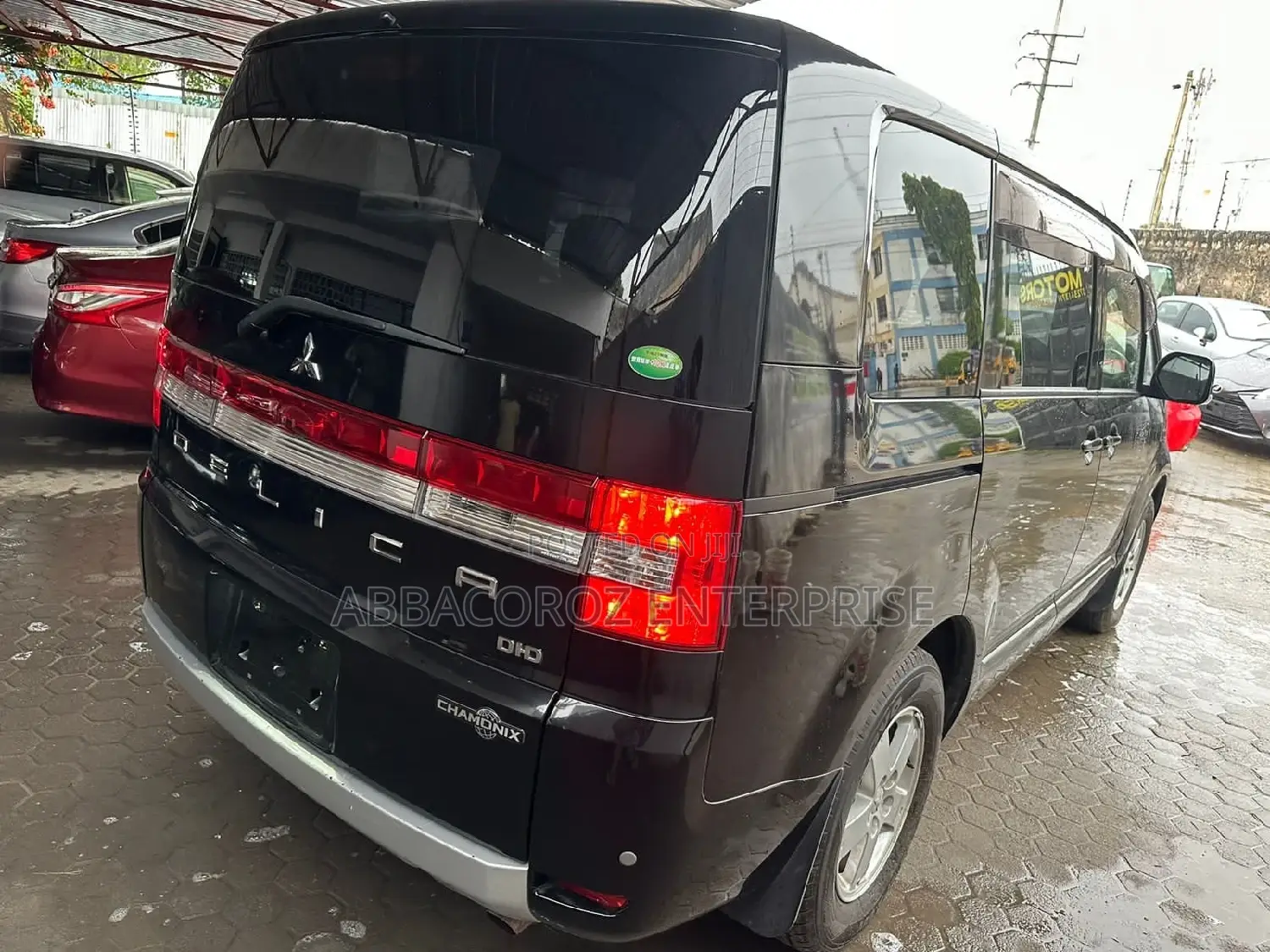 Mitsubishi Delica 2016 Black