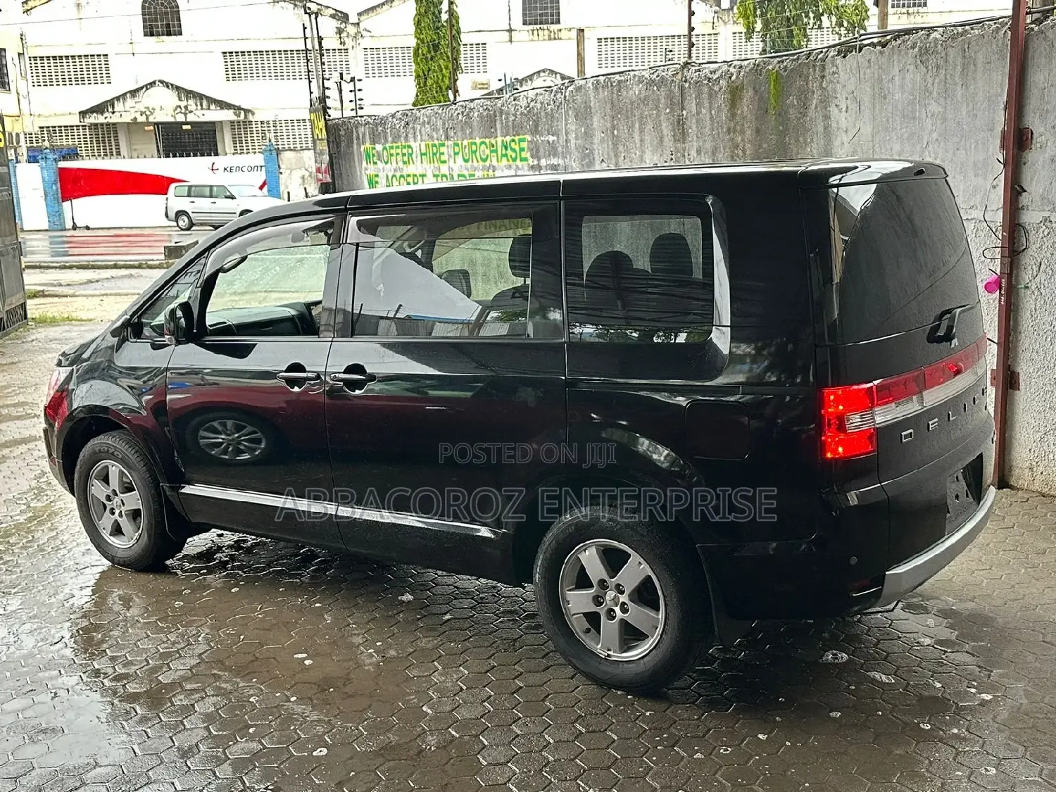 Mitsubishi Delica 2016 Black