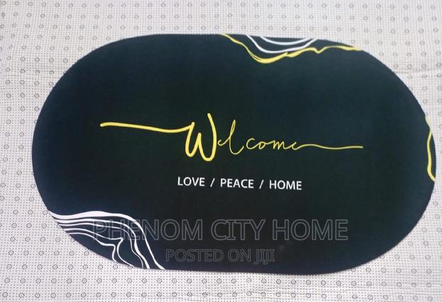 Oval Rubber Mat - main view