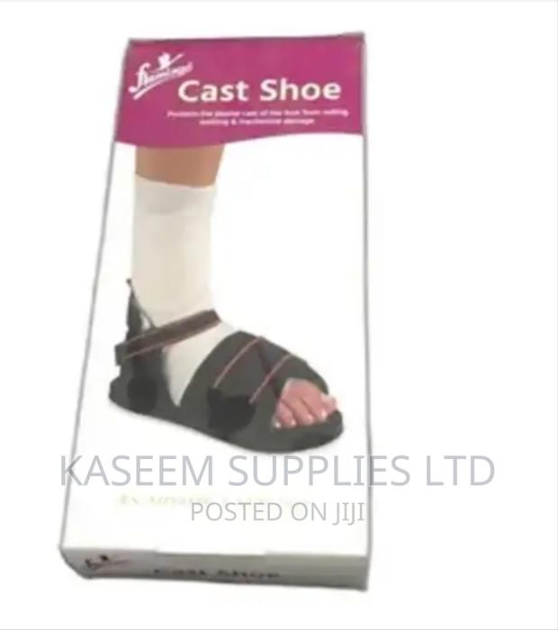 Flamingo Cast Shoe (Black and Orange) - main view