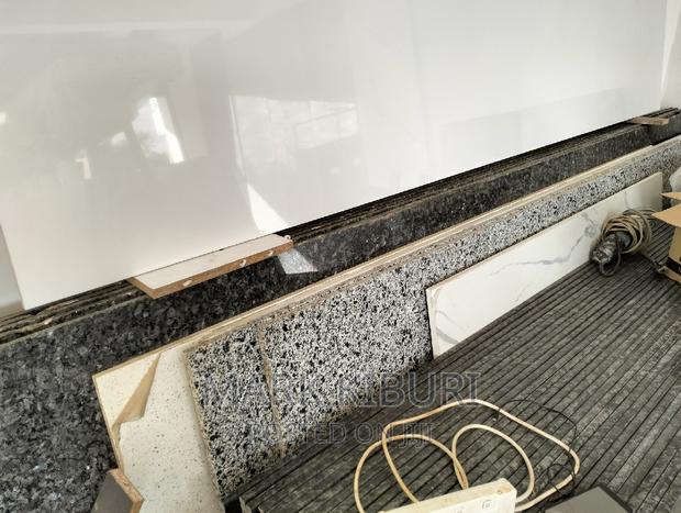 Pure White Granite - thumbnail 3