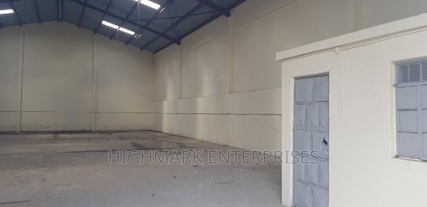 6000 Sq Feet Godown to Let - thumbnail 4