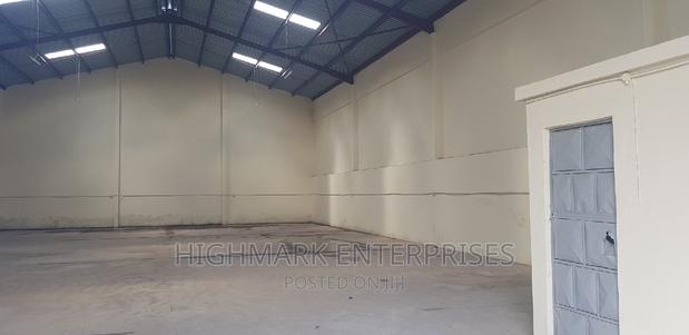 6000 Sq Feet Godown to Let - thumbnail 5