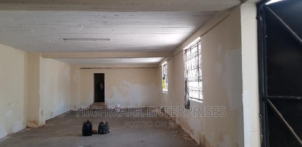 Space to Let in Industrial Area - thumbnail 4