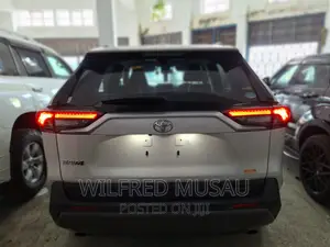 Toyota RAV4 2020 White