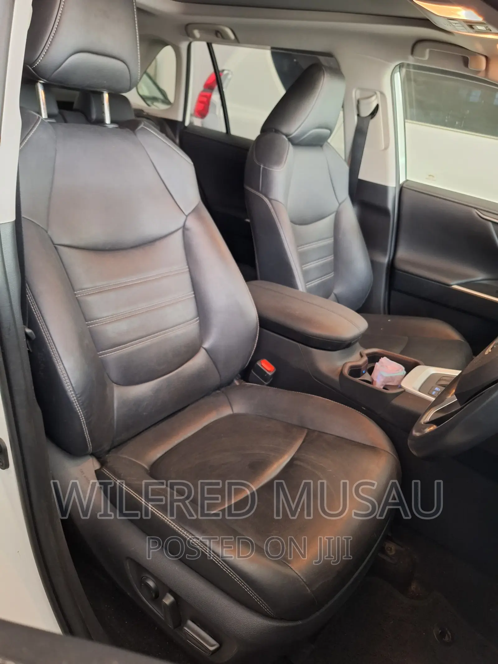 Toyota RAV4 2020 White