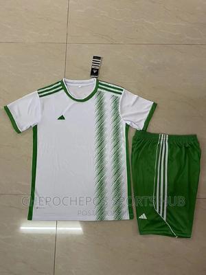 Quality Football Kits - thumbnail 2