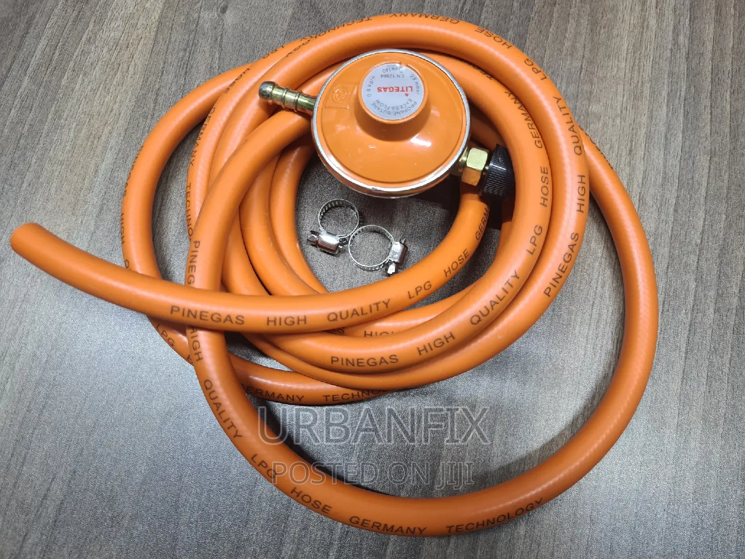 6kg Gas Regulator With 2 Meters Gas Pipe and 2 Clips
