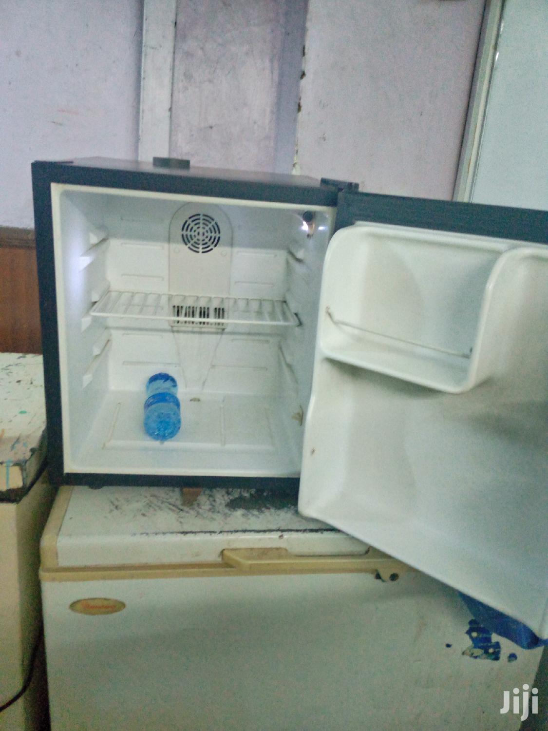 Min Single Door Fridge