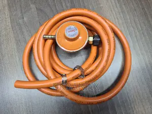 6kg Gas Regulator With 2 MTRS Gas Pipe and 2 Clips