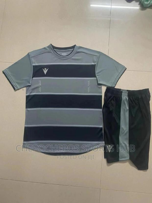 Football Jerseys - thumbnail 3