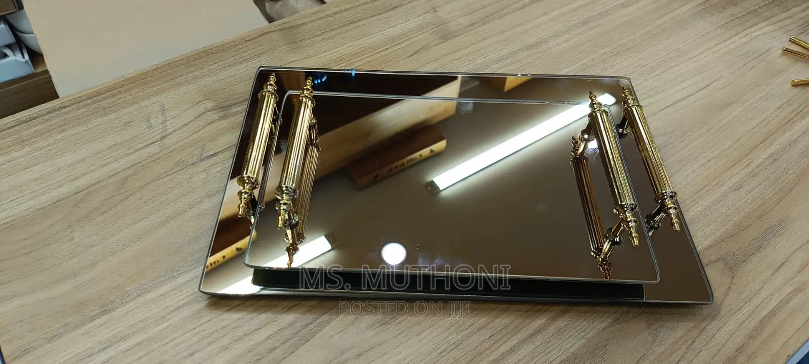 A Set of 2 Vanity Multipurpose Tray