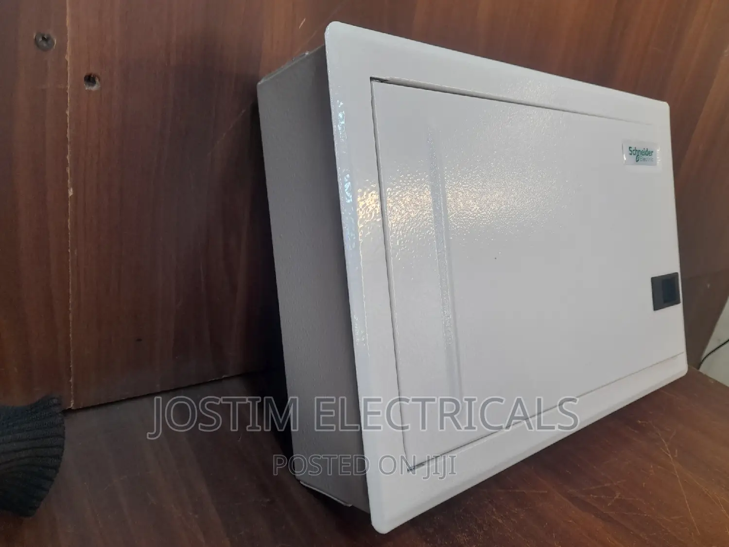 Siglephase Shneider Consumer Unit