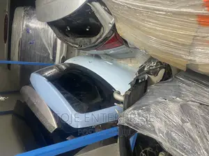 Suzuki Alto Tailgate Available Complete at 