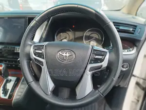 Toyota Alphard 2016 White