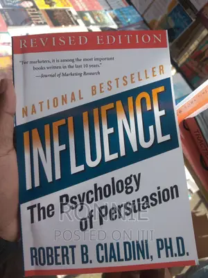 Influence: The Psychology of Persuasion Book by Robert Ciald
