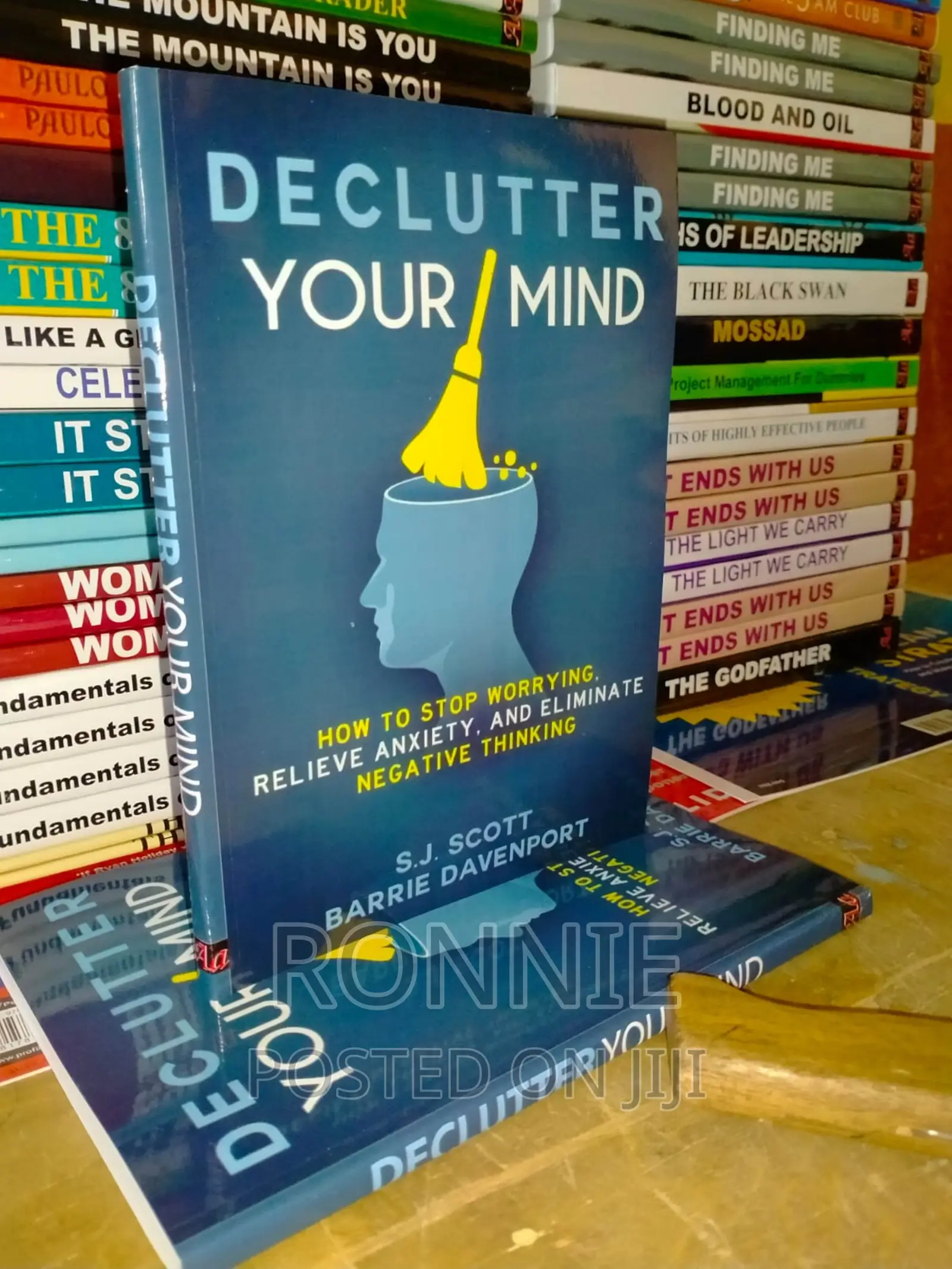 Declutter Your Mind:Book by Barrie Davenport and S. J. Scott