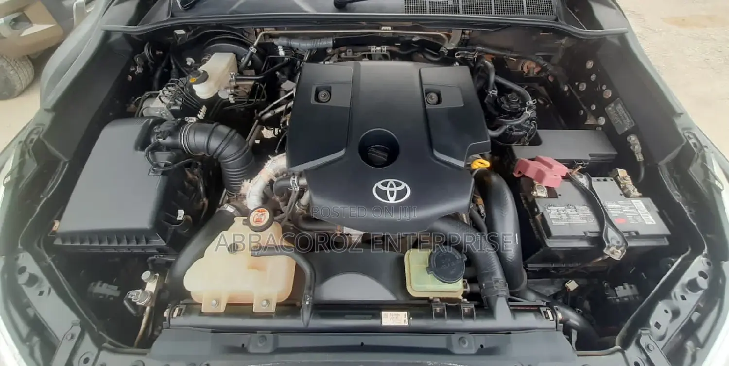 Toyota Hilux 2018 Black