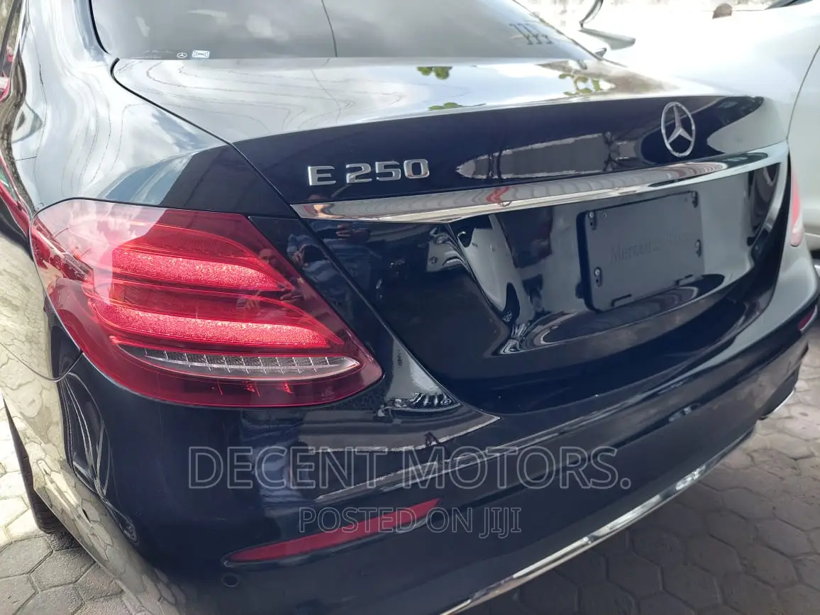 Mercedes-Benz E250 2017 Black
