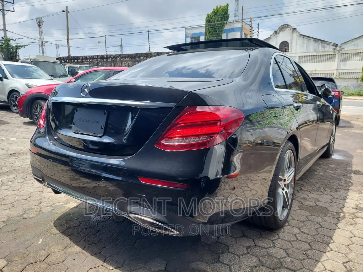 Mercedes-Benz E250 2017 Black