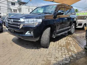 Toyota Land Cruiser 4.6 V8 AX 2016 Black