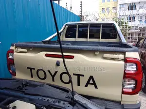Toyota Hilux 2017 Beige