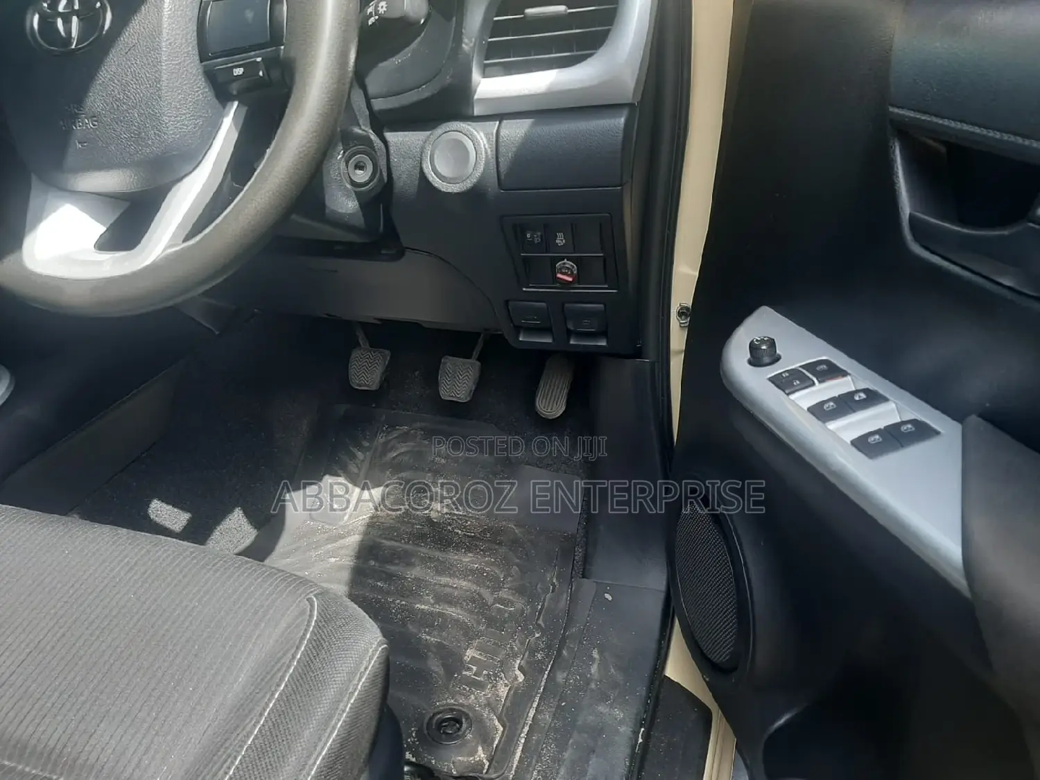 Toyota Hilux 2017 Beige