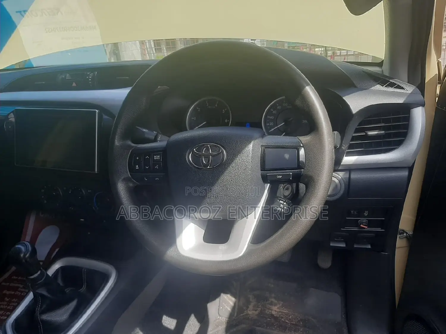 Toyota Hilux 2017 Beige
