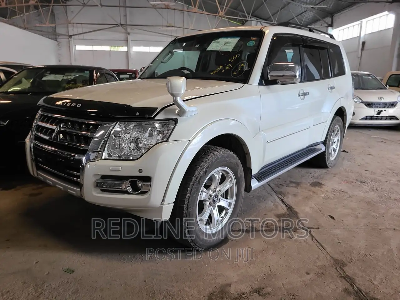 Mitsubishi Pajero V80 3.2 DI-D 2016 White
